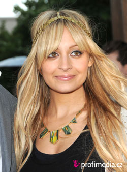 Nicole Richie - Celebrity jsou poblznn do elenek